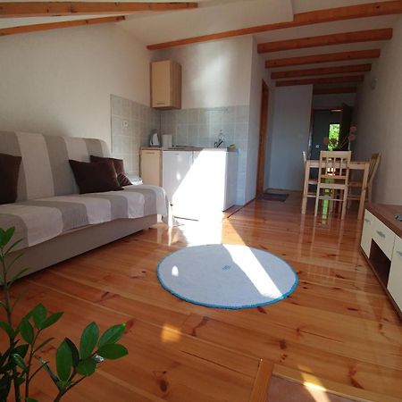Adio Mare Apartment Pomena Luaran gambar