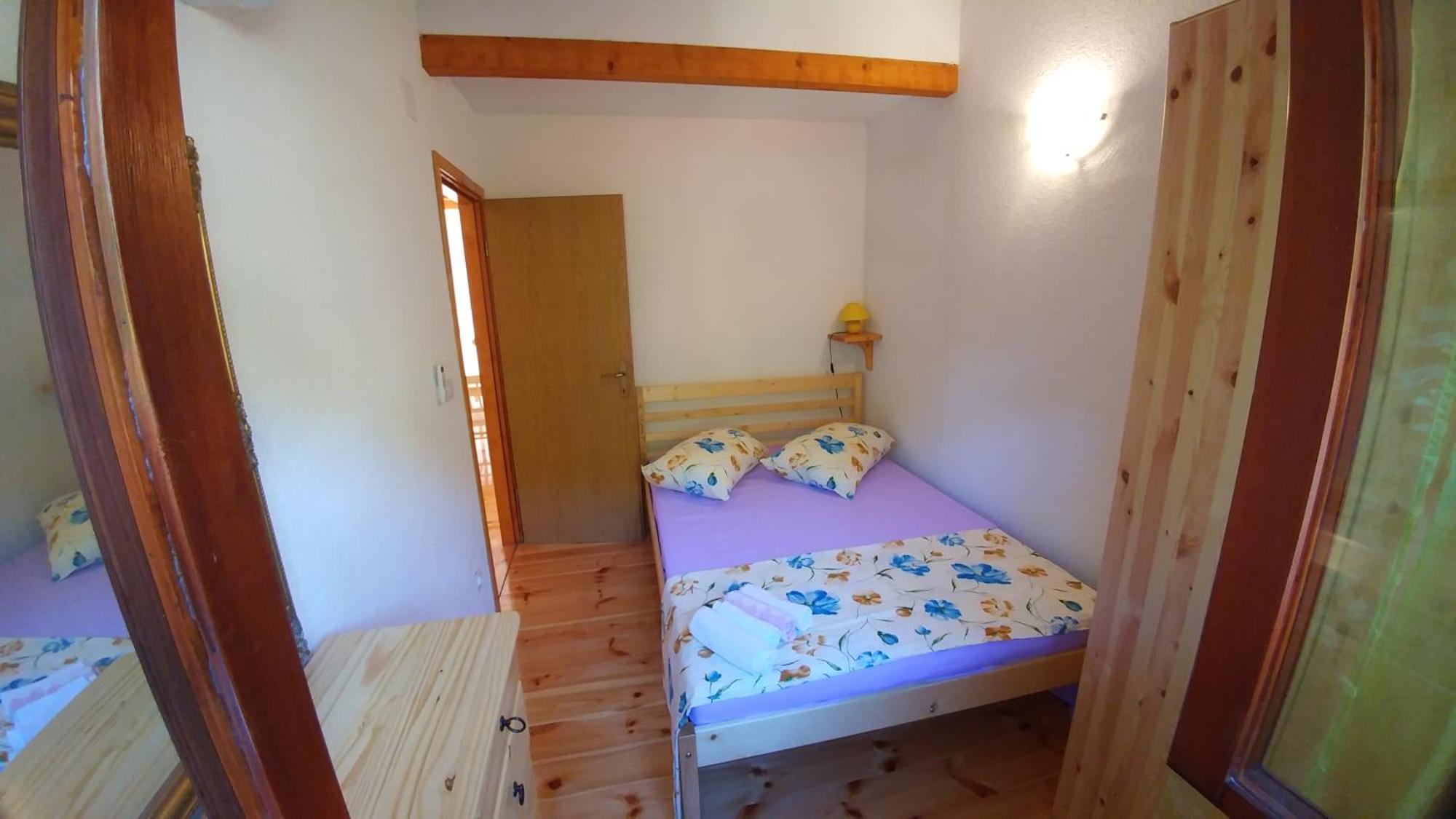 Adio Mare Apartment Pomena Luaran gambar